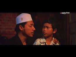 When he agrees to treat a woman named maria, strange and unsettling things start to happen. Munafik Horror With English Subtitles Hd Youtube