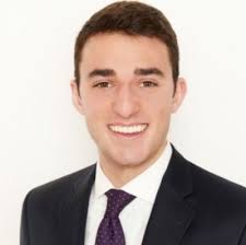 Ari Spitzer's Instagram, Twitter & Facebook