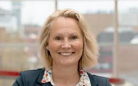 Ferje med flere hundre om bord kantret utenfor Filippinene