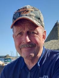 Pat Stack's Instagram, Twitter & Facebook