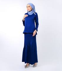 Dapatkan koleksi baju kurung pahang dengan pelbagai warna menarik hanya di omar ali. Kurung Moden Kurung Kedah Baju Kurung Button Baju Kurung Luxe Baju Raya Glam Baju Kurung Longga The Kebaya And Kurung Expert Stay Safe