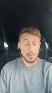 Mini recordatorio de que nos pasamos la vida haciendo cosas por otros… no  negocies para hacer menos por ti