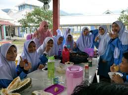 It began in 1983 as a biennial contest. Program Makan Buah Foto Media Mrsm Sultan Azlan Shah Facebook