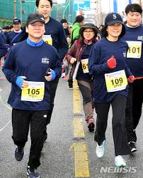 오세훈 국민의힘 후보가 안철수 국민의당 후보를 누르고 4·7 서울시장 보궐선거 야권 단일후보로 선출됐다. ëª©í¬ì„œ ë§ˆë¼í†¤ ì•ˆì² ìˆ˜ ê¹€ë¯¸ê²½ ê³µê°ì–¸ë¡  ë‰´ì‹œìŠ¤í†µì‹ ì‚¬