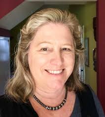 We are recruiting our first class of mentors to help high school students  navigate the college admissions process. No experience necessary, we'll  train. And you won't be doing it alone, you'll draw