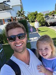 Let's welcome our new members! We're so glad to have you here! Art Nomade, Alyssa  Preece, Three Wild Sprouts Homestead, Joanna Doll, Jennifer Park, Sammy  Nektalov, Anna Salome, René del Campo, Mica