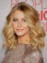 Pin By Lauren Livingston On Hair Curled Hairstyles For Medium Hair Loose Curls Medium Length Hair Curls For Medium Length Hair