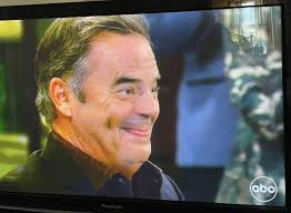 His expression when he saw the Drew & Willow video was so funny