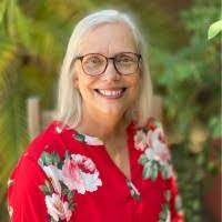 Maxine Daly's Instagram, Twitter & Facebook