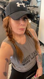 Wanted to show off my calves in a non-sweaty selfie! LOL