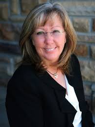 Newcomers, incumbents take school board seats