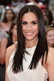 As the style looks natural, it will help to give the impression of. Meghan Markle S Hairstyles Through The Years Meghan Markle S Hair Timeline