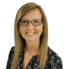 Andrea Smith, Broker