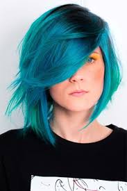 E is the name of a project created by three biggies of boston's indie community, thalia zedek (come, uzi, live skull), jason sanford (neptune) and gavin mccarth 🙌 awesome, you're subscribed! Capelli A Caschetto 15 Tagli Corti Dietro Lunghi Davanti Vogue Italia