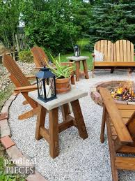 Diy Concrete Table Plus Diy Solar Lamps With Images Diy Patio Diy Outdoor Diy Backyard