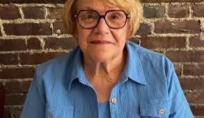 Jackie Maxwell's Instagram, Twitter & Facebook