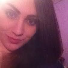 Deanna Bedford's Instagram, Twitter & Facebook