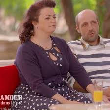 En effet, la jeune femme amoureuse s'arme. L Amour Est Dans Le Pre Maud Et Laurent Heureux Du Succes De Leur Cagnotte Toutes Les Actualites Des People