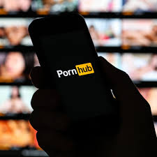 Formule 1 ferrari / formule1 | formule 1 : Pornhub Removes Millions Of Videos After Investigation Finds Child Abuse Content Technology The Guardian
