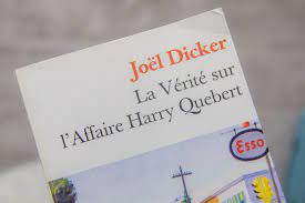 De plus, luther caleb démontre qu'il a plus d'un talent, et roth obtient les résultats de l'analyse graphologique. Aurely27 Beauty La Verite Sur L Affaire Harry Quebert De Joel Dicker Verite Affaires Livre
