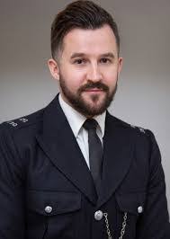 Julian Spicer's Instagram, Twitter & Facebook