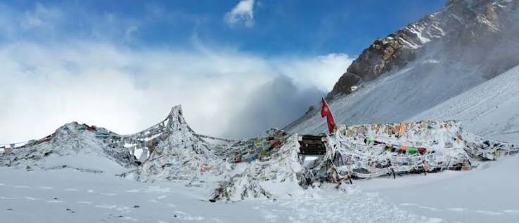 Annapurna Circuit Trek vs Manaslu Circuit Trek: Key Differences