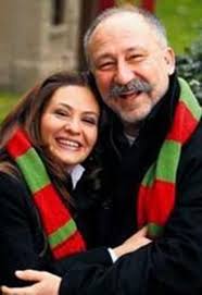 Ünlüler ve eşleri