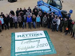 Der name sagt eigentlich schon alles , denn diese blaubeerpflanze sieht dem buchsbaum 🌳 in laub und wuchs zum verwechseln ähnlich. Das Matthies Team Am Bellandris Matthies Gartencenter Facebook