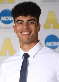 Cristian Vasquez's Instagram, Twitter & Facebook