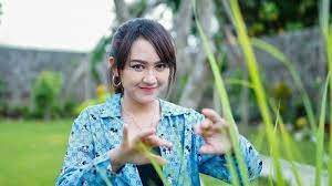 Lirik Dan Chord Lagu Cidro 2 Happy Asmara Panas Panase Srengenge Kuwi Tribunnews Com Mobile