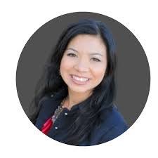 Amy Boles's Instagram, Twitter & Facebook