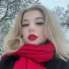 Cory Mikesell's Instagram, Twitter & Facebook