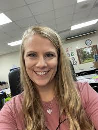 Denise Beal's Instagram, Twitter & Facebook