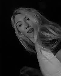 Madison Douglas's Instagram, Twitter & Facebook