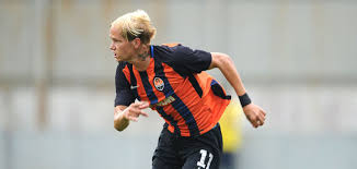 Войдите на сайт или зарегистрируйтесь, чтобы связаться с михаилом мудриком или найти других ваших друзей. Tryuk Ukrainskogo Futbolista Mihaila Mudrika Vyzval Azhiotazh V Seti Futbol Obozrevatel