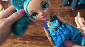 Clothing Try On Rainbow High with Blythe, Barbie, Creatable World, and More  (adult collector)