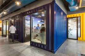 Booking Com Mumbai M Moser Workplace Design Transform The Way Your Company Works In 2020 Workplace Design Bar Lounge Design Pizzeria Design