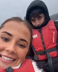 Heather Hague's Instagram, Twitter & Facebook