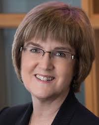 Sarah Nutter's Instagram, Twitter & Facebook