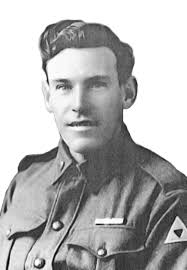 WX7599 Dyson Archibald Henry (Strawb)