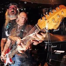 Jmascis On Instagram Regram From Otisserie Triple Exposure Of Dinosaurjr From Theroxy La Dinosaur Jr Guitar Learn Guitar