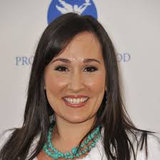 Watch MacGyver (2016)