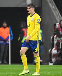 Victor lindelöf pes 2021 stats. File Uefa Euro Qualifiers Sweden Vs Spain 20191015 Victor Nilsson Lindelof 2 Jpg Wikimedia Commons