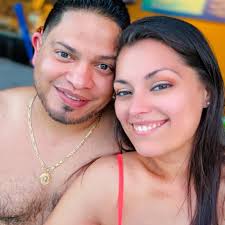 Nail tech in Tomball or Spring area?