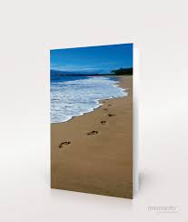 Zitate und sprüche über spuren. Trauerbild Spuren Im Sand Foto Andenken Memento Trauerkarten