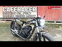 Berikut adalah video motor chopper keren basic binter merzy kz200 terbaru dalam gelaran suryanation motorland. Gl Pro Modifikasi Caferacer Custom Rangka Binter Merzy Youtube