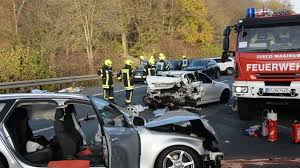 About press copyright contact us creators advertise developers terms privacy policy & safety how youtube works test new features press copyright contact us creators. Todlicher Unfall Auf Der A2 Auto Kracht In Unfallstelle Frau Stirbt Nrw