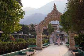 Rishikesh has managed to acquire the status of a spiritual destination of the highest standing, because of its innumerable yoga schools, meditation centres, ashrams and places of worship. 15 Top Rishikesh Ashrams For Yoga And Meditation