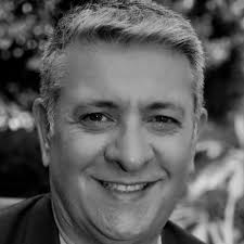 AR VR Revolutionizes Amusement Parks