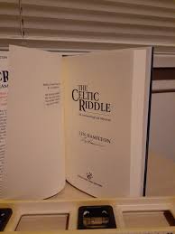 The Celtic Riddle by Hamilton, Lyn: Very Good Hardcover (2000) 1st Edition,  Signed by Author(s) | Frabjous Books